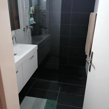 Zimmervermietung * Берн